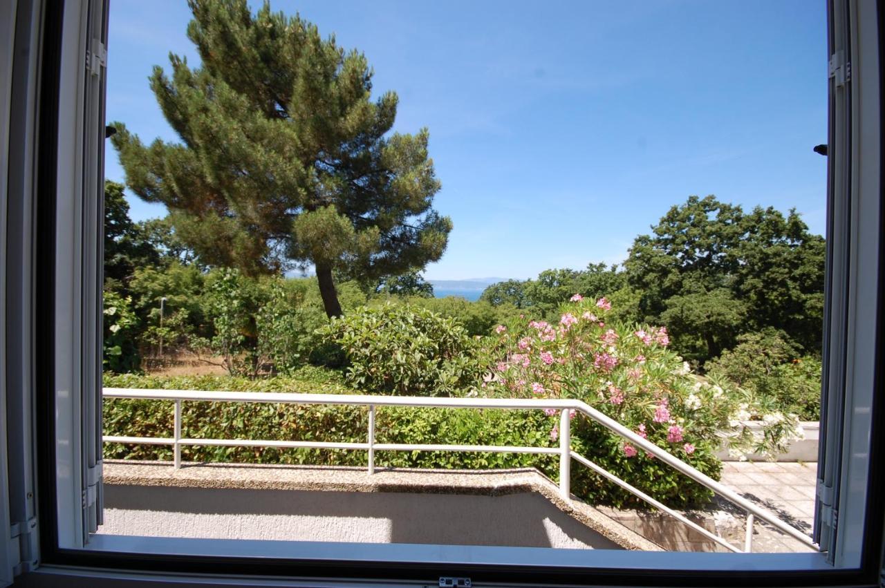 Apartment Blanka By El-Pi Tours นยีวีเซ ภายนอก รูปภาพ